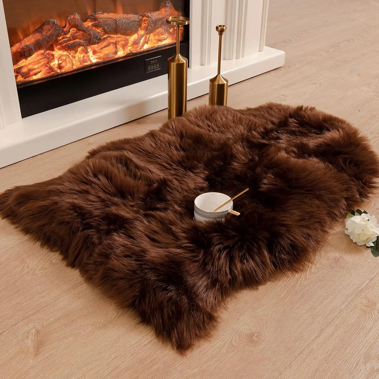 Soft Shaggy Faux Fur Rug Non-Slip Floor Mat 60x90CM Extra Thick Plush Bedroom Rug for Living Room Warm Carpet Machine Washable